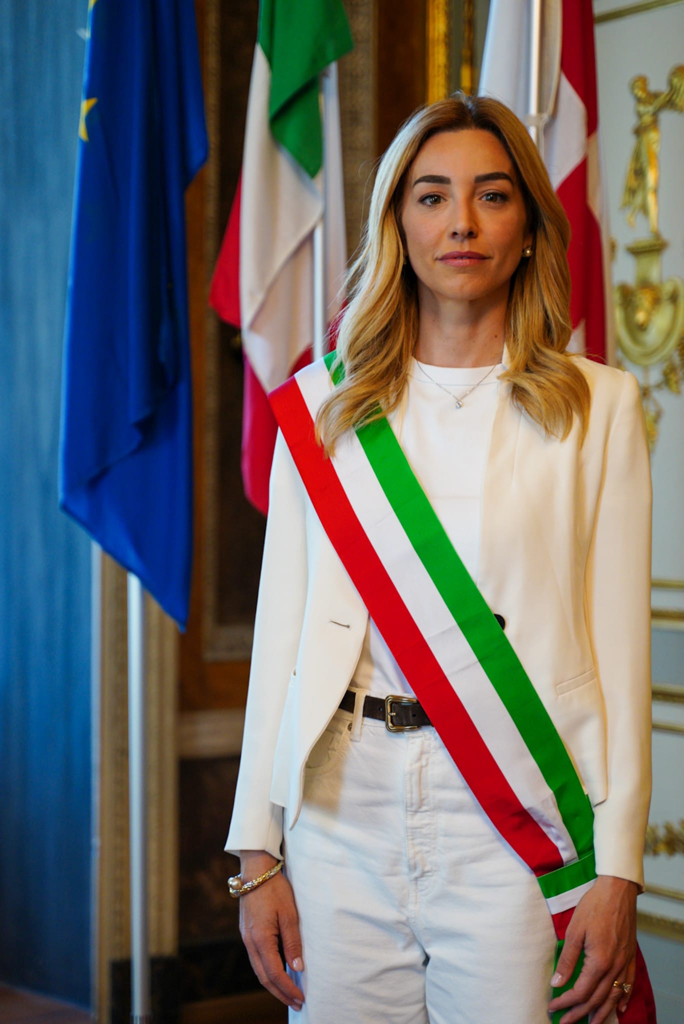 primo-giorno-di-lavoro-per-la-nuova-sindaca-di-genova-silvia-salis-l